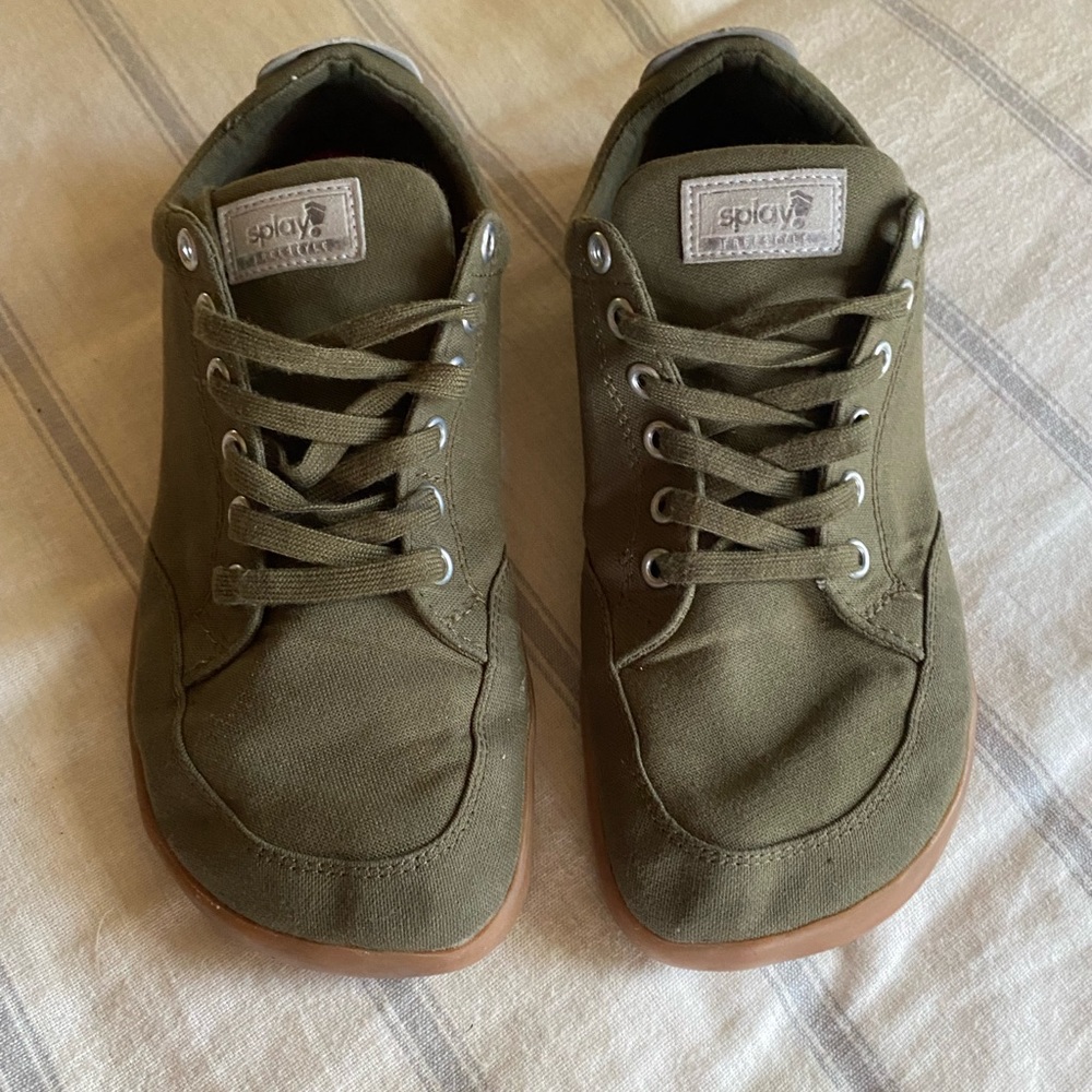 Splay Shoes | Olive Green + Gum Soles